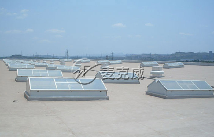 麥克威 下開(kāi)式三角型電動(dòng)采光排煙天窗