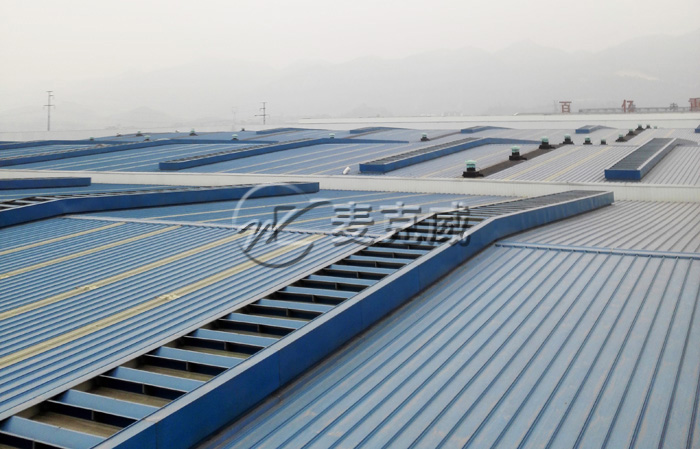 順坡通風(fēng)氣樓(間隔風(fēng)道式) 順坡通風(fēng)氣樓(間隔風(fēng)道式)